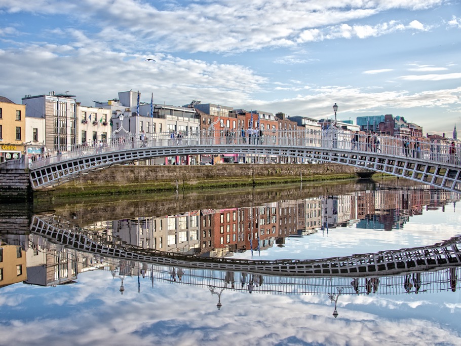 Ha'penny Bridge, Dublin