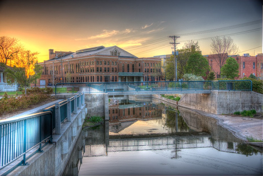 Memorial Hall, Hutchinson, KS